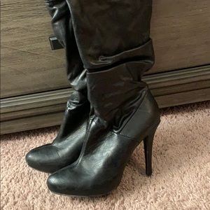 Black heeled Boots